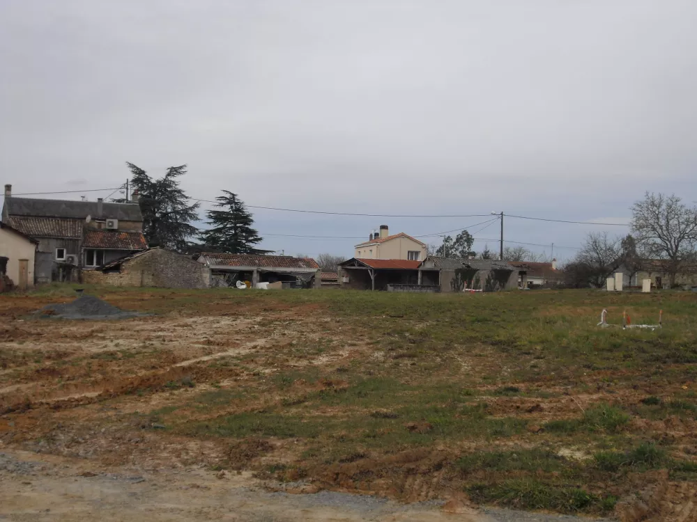 Image du terrain Terrain de 565 m² à COULONGES-SUR-L'AUTIZE