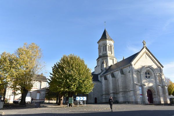 Image du modèle de maison ÉCHIRÉ Église -Bruno-Derbord_950ab391ed