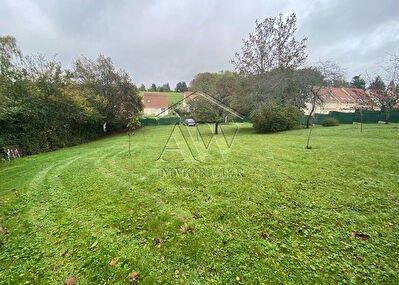 Image du modèle de maison TERRAIN A BATIR A SAINTE GENEVIEVE 891 M²