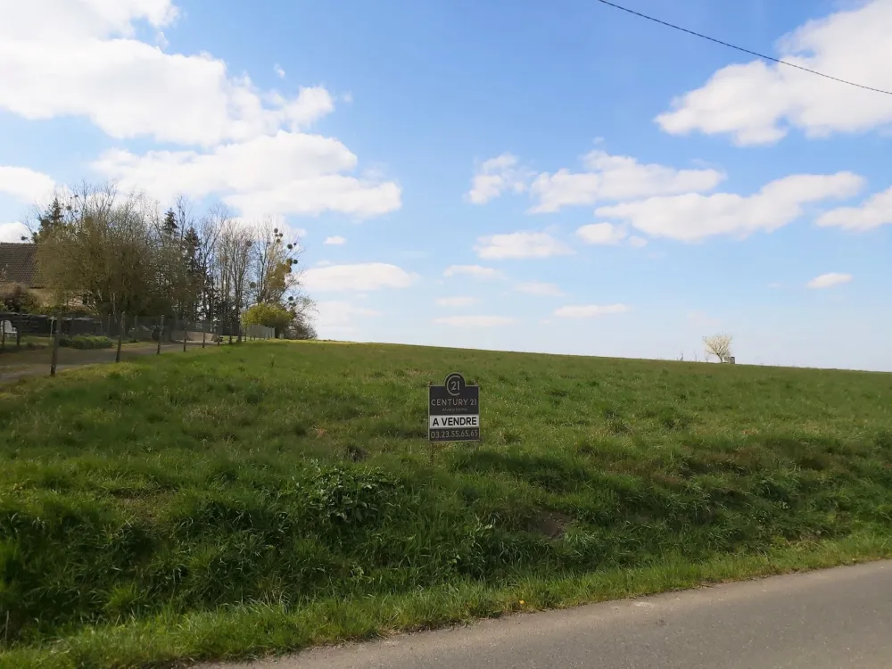 Image du terrain Terrain à bâtir de 2000 m² à VILLERS-HELON (02)