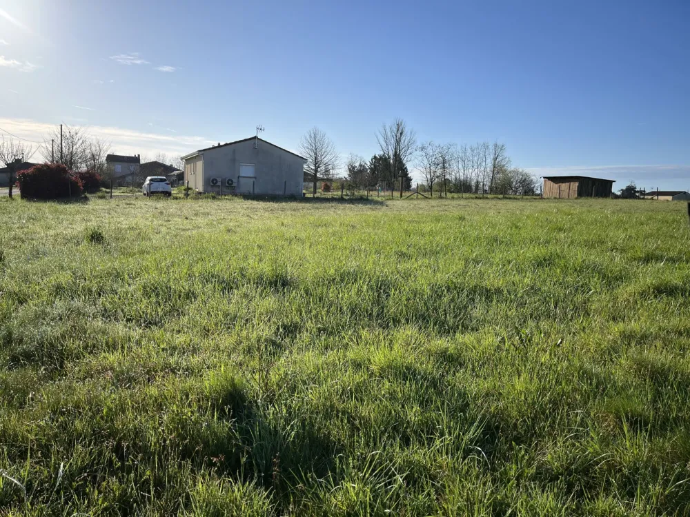 Image du terrain Terrain à bâtir de 500 m² à SAUVETERRE-DE-GUYENNE (33)