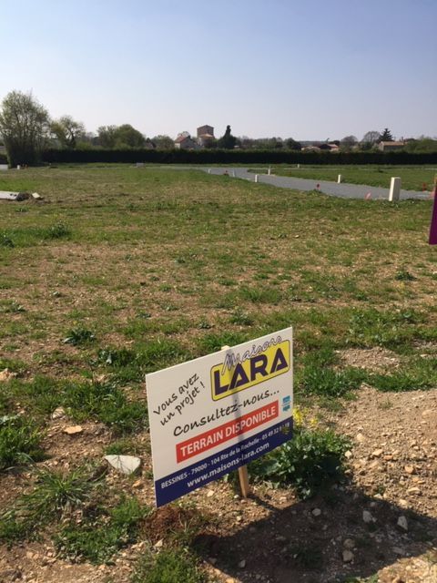 Image du terrain Terrain à bâtir de 578 m² à BEAUVOIR-SUR-NIORT (79)