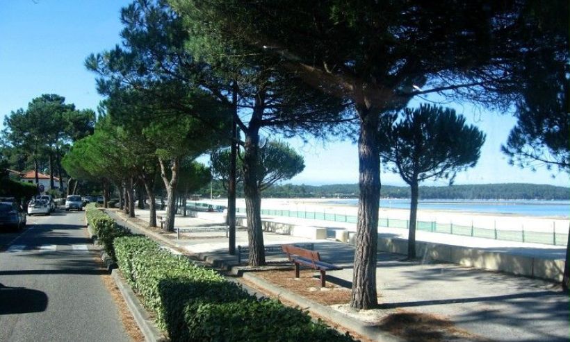 Image du terrain Terrain à bâtir de 647 m² à CARCANS (33)