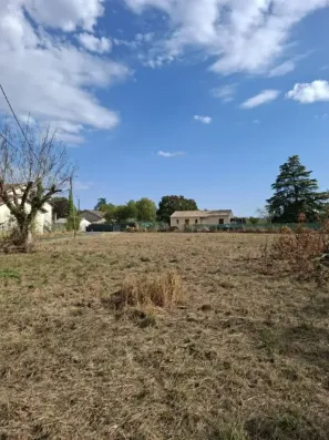 Image du modèle de maison Terrain Saint-Seurin-Sur-l'Isle 24K 745 m²
