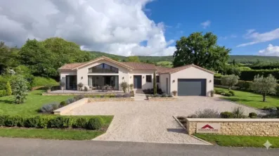 Image du modèle de maison Gemini_Generated_Image_ftx02aftx02aftx0