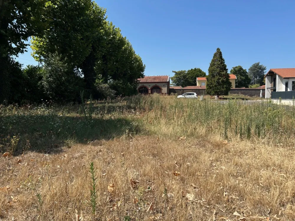 Image du terrain Terrain à bâtir de 763 m² à SAINT-CHAMOND (42)