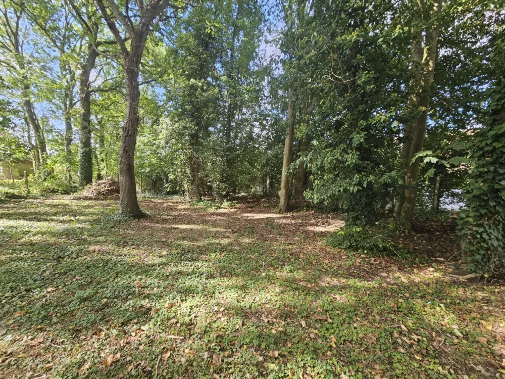 Image du terrain Terrain à bâtir de 750 m² à SOURDUN (77)