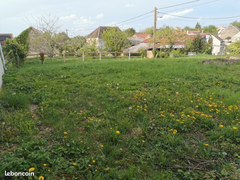 Image du terrain Terrain à bâtir de 409 m² à NOISY-RUDIGNON (77)