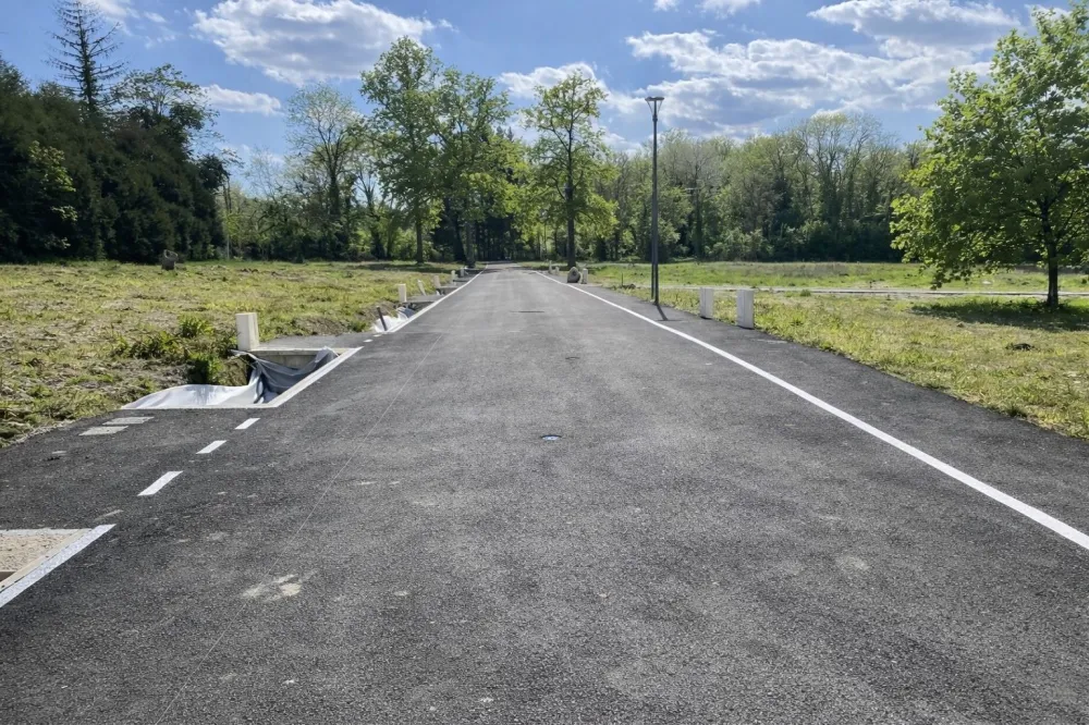 Image du terrain Terrain à bâtir de 242 m² à MENNECY (91)