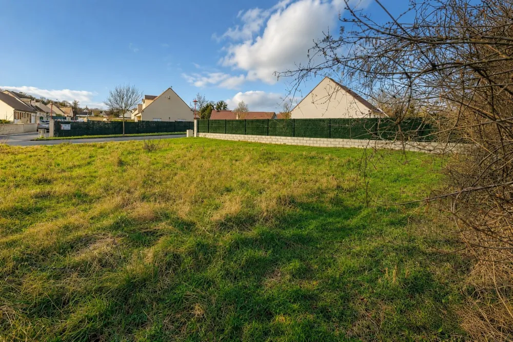 Image du terrain Terrain à bâtir de 651 m² à MONTEREAU-FAULT-YONNE (77)