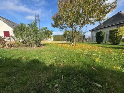 Image du modèle de maison Terrain_a_vendre_SEICHES_SUR_LE_LOIR_49_environ_300_M2_0_large