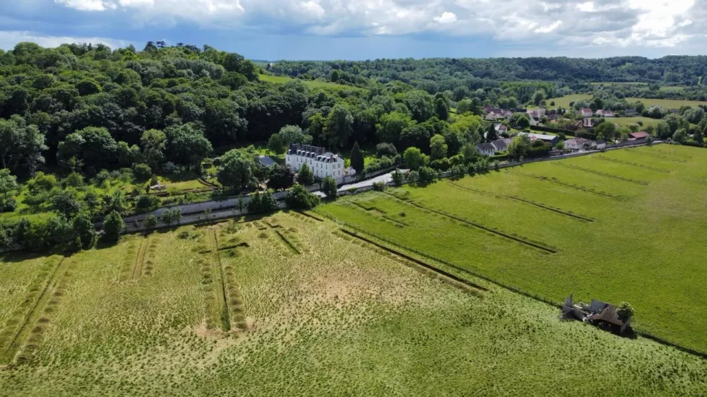 Image du terrain Terrain à bâtir de 523 m² à CHAUMONT-EN-VEXIN (60)