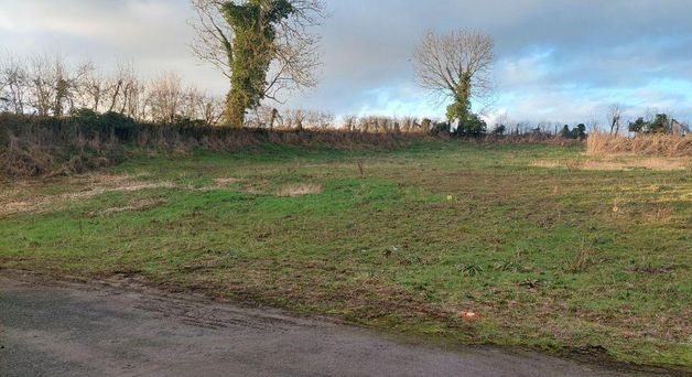 Image du terrain Terrain à bâtir de 715 m² à RETHEL (08)