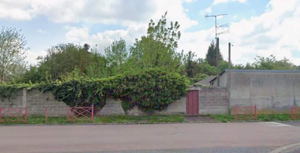 Image du terrain Terrain à bâtir de 660 m² à CHAULNES (80)