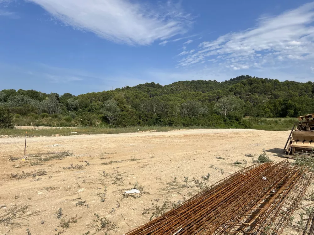 Image du terrain Terrain à bâtir de 1310 m² à LE PUY-SAINTE-REPARADE (13)