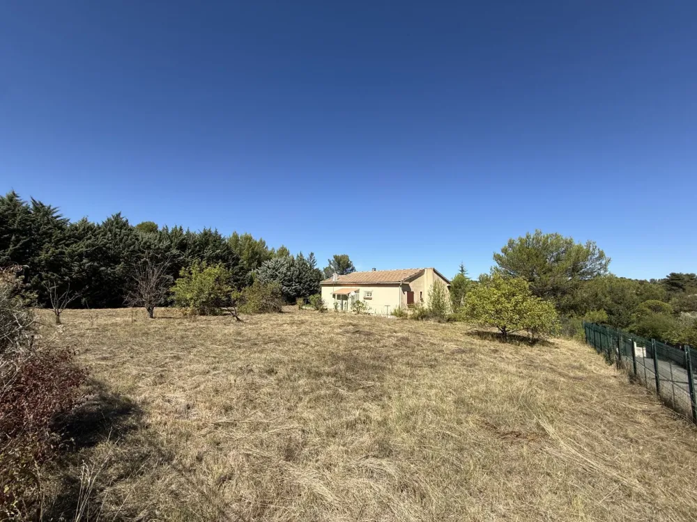Image du terrain Terrain à bâtir de 600 m² à GARDANNE (13)
