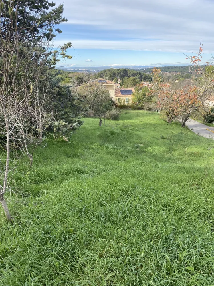Image du terrain Terrain à bâtir de 400 m² à MARSEILLE 12E (13)