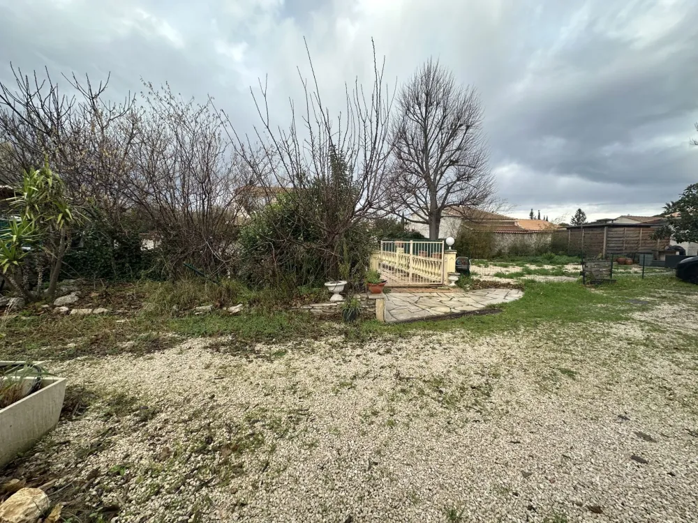 Image du terrain Terrain à bâtir de 600 m² à VELAUX (13)