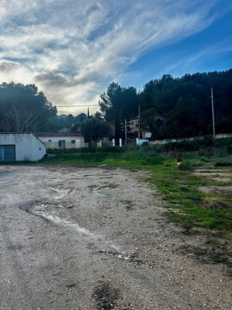 Image du terrain Terrain à bâtir de 540 m² à ENSUES-LA-REDONNE (13)