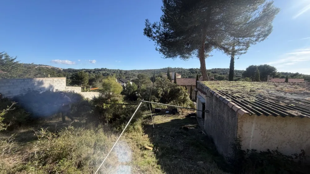 Image du terrain Terrain à bâtir de 1400 m² à ENSUES-LA-REDONNE (13)