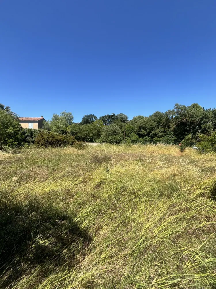 Image du terrain Terrain à bâtir de 600 m² à MARSEILLE 11E (13)