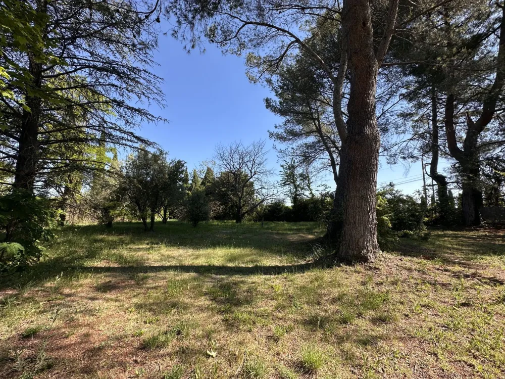 Image du terrain Terrain à bâtir de 1357 m² à AIX-EN-PROVENCE (13)
