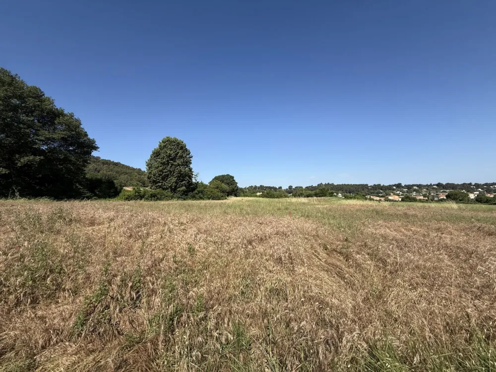 Image du terrain Terrain à bâtir de 725 m² à GARDANNE (13)